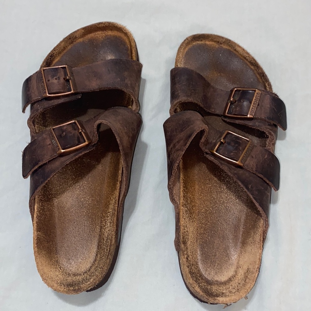 BIRKENSTOCK Unisex Arizona Tobacco
Brown Oiled Leather Sandals EU 42 M Size 9